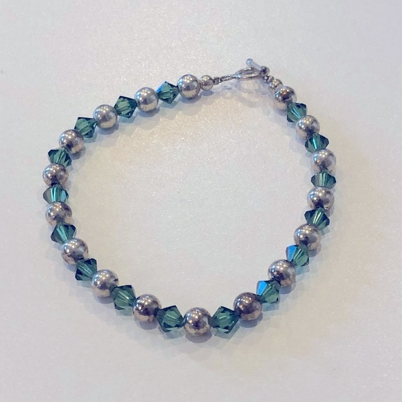 Sterling & Green Crystal Bracelet - Picture 1 of 3